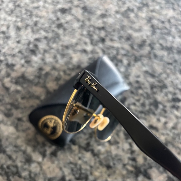 Ray Ban Clubmaster Classic (unworn) - Picture 3 of 3